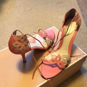 tight around front . I think they run bit narrow